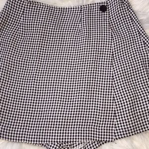 Checkered Wrapper short. Super cute!!!